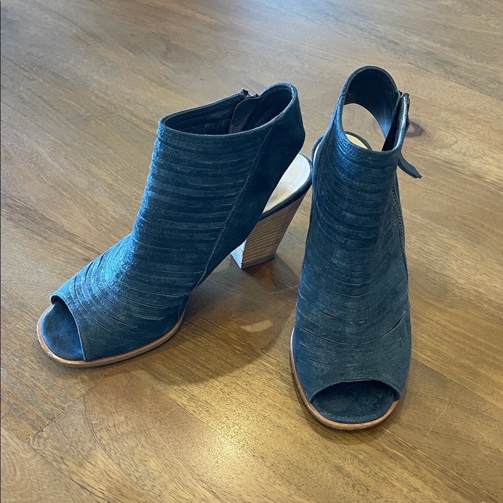 Paul Green blue metallic suede peep toe booties
